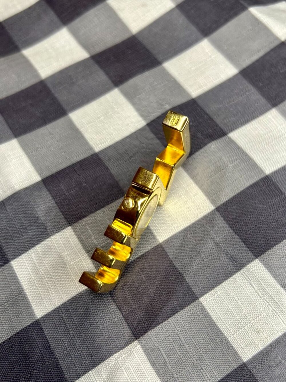 Mom Tabletop Gold Clock Mini Paperweight - Picture 5 of 6